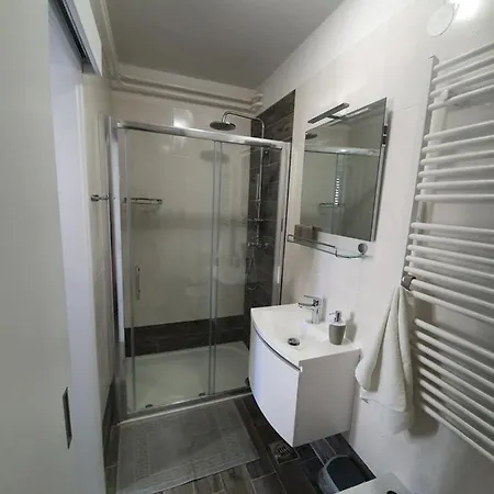 Apartament Roza Cres